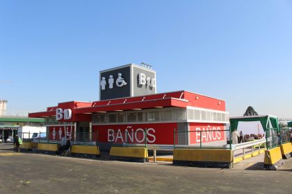 28. Baños